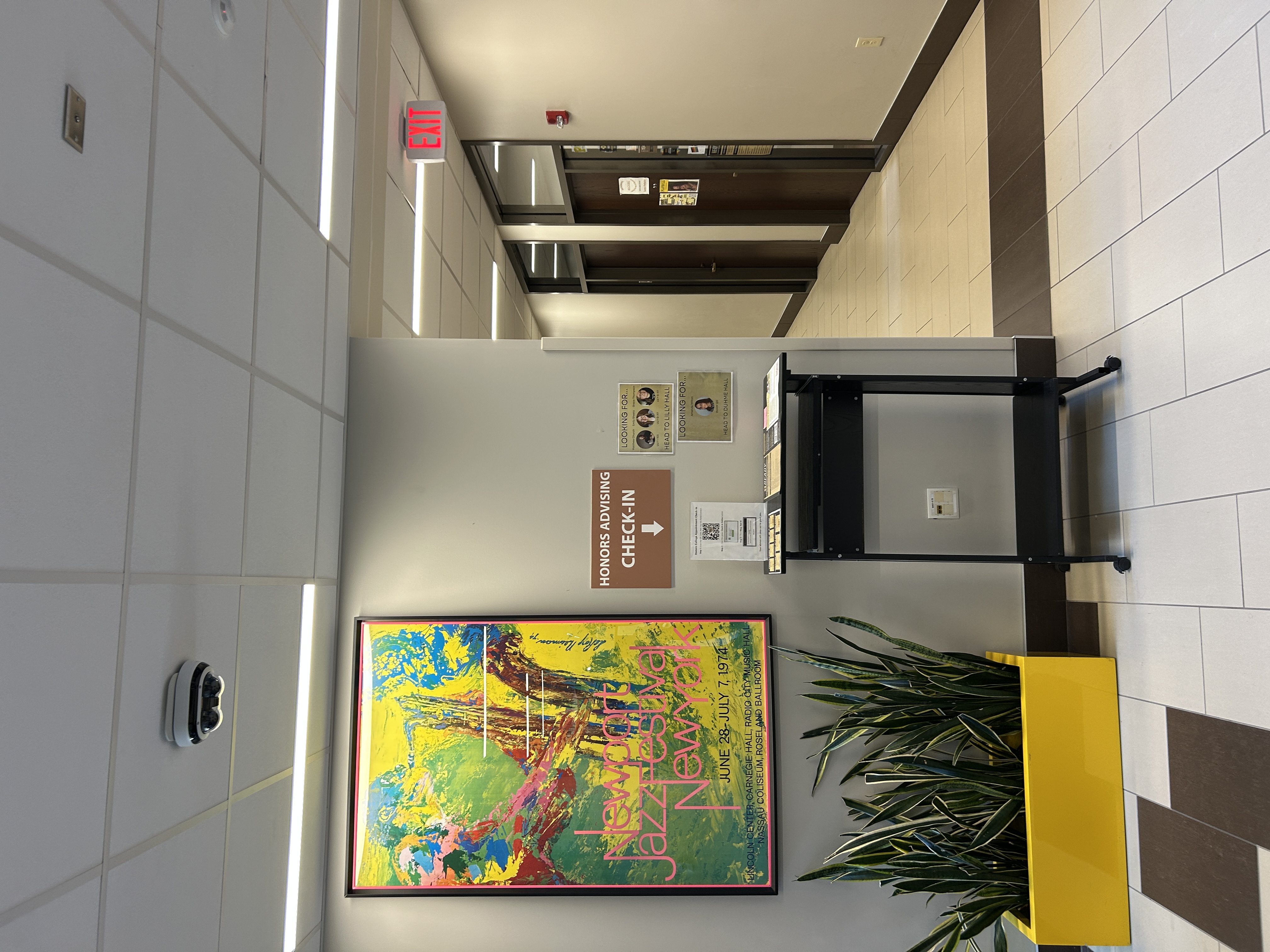 photo of the advising complex